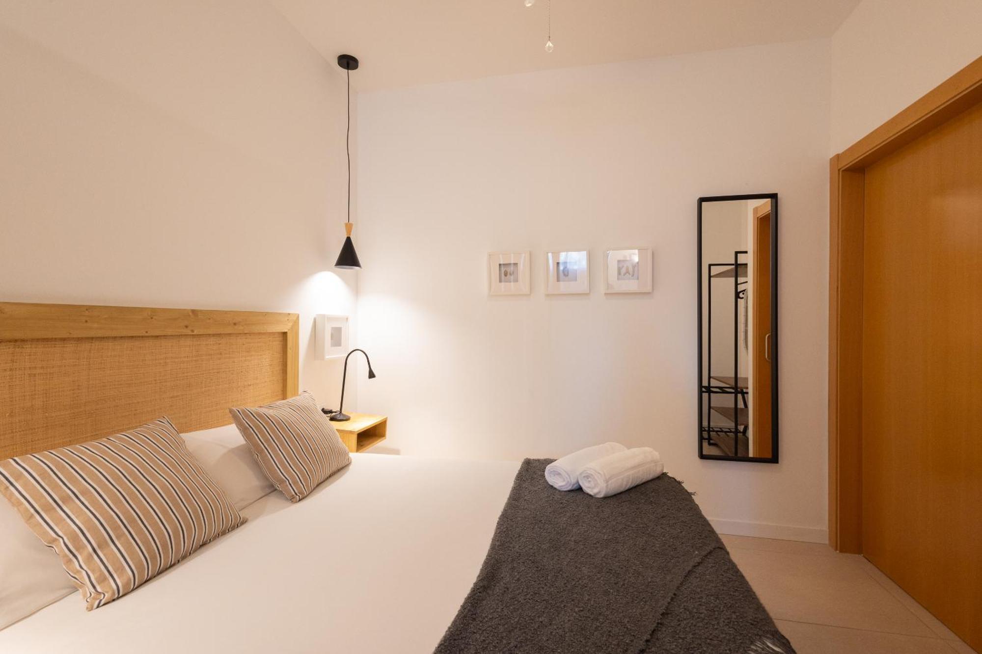 Florit Flats - The Pitiusas Rooms Valencia Buitenkant foto
