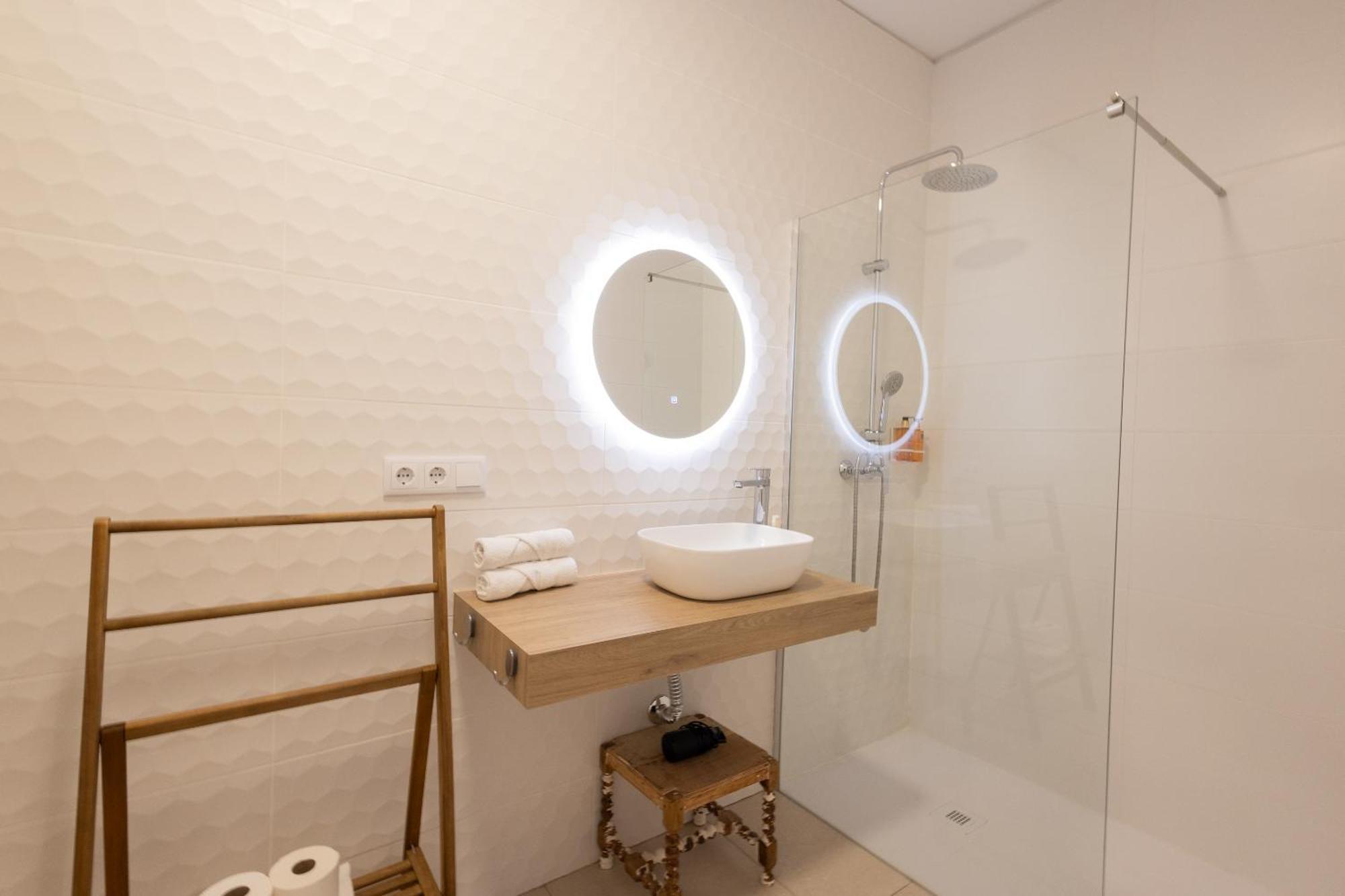 Florit Flats - The Pitiusas Rooms Valencia Buitenkant foto