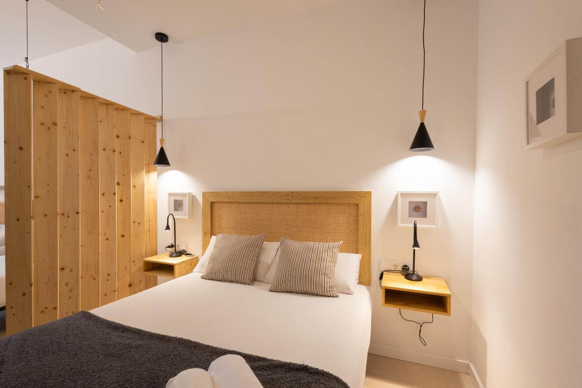 Florit Flats - The Pitiusas Rooms Valencia Buitenkant foto
