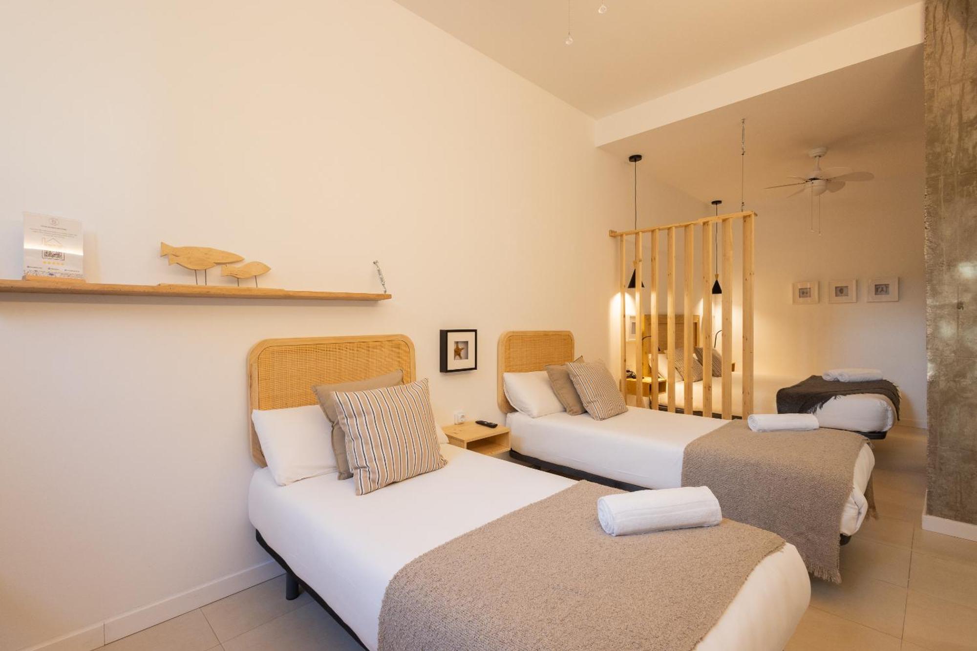 Florit Flats - The Pitiusas Rooms Valencia Buitenkant foto
