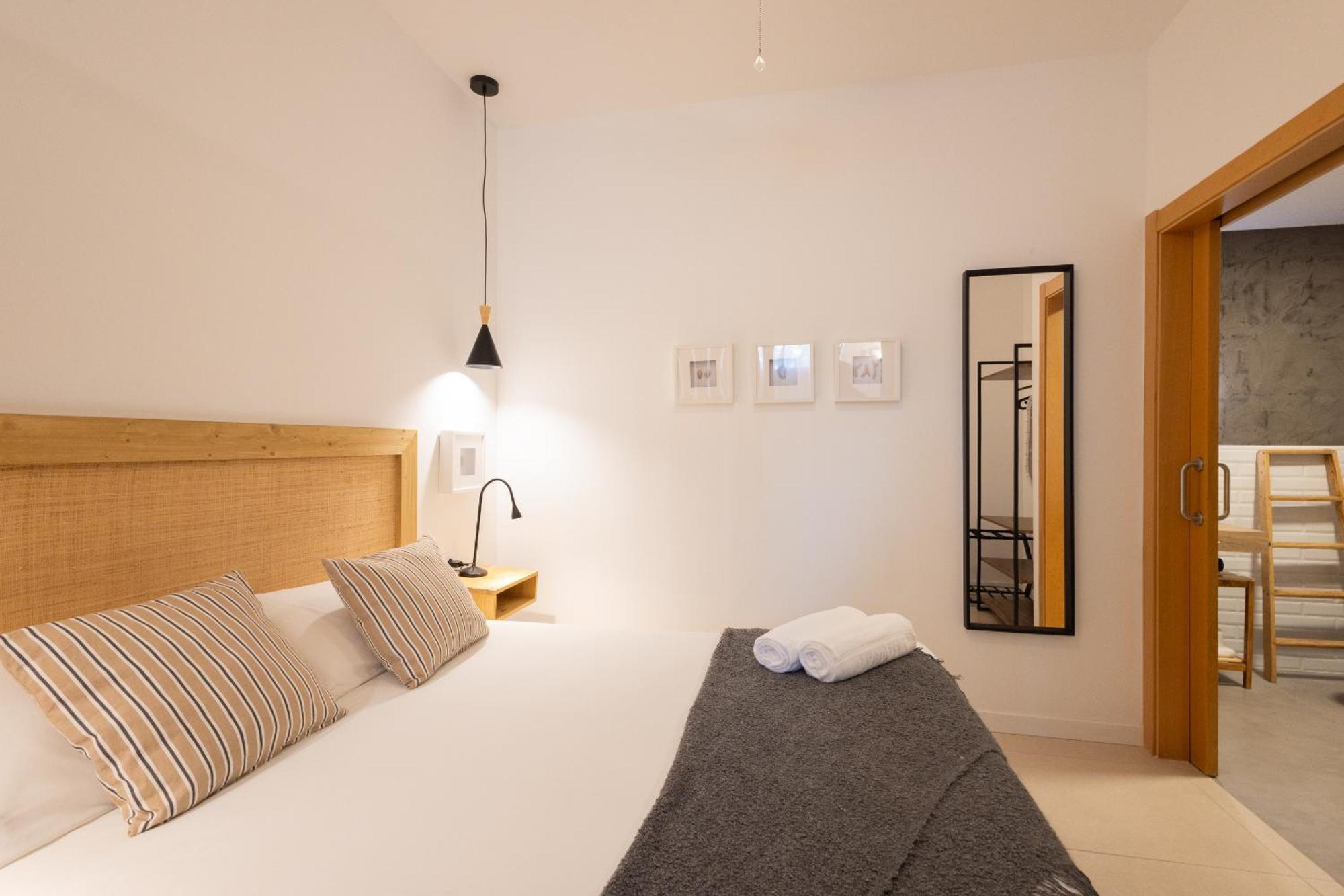 Florit Flats - The Pitiusas Rooms Valencia Buitenkant foto